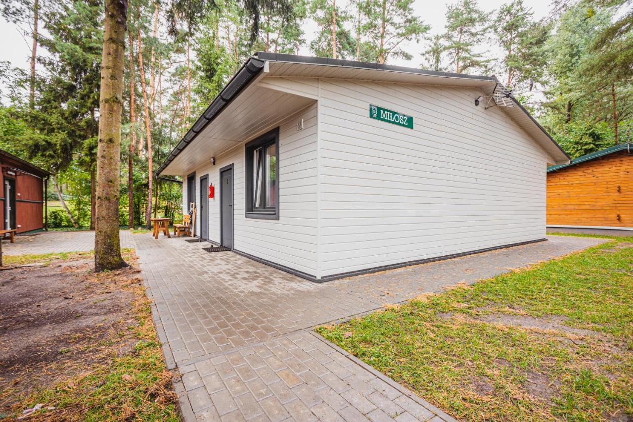 Osrodek Wypoczynkowy "Julia" W Samociazku Hotel Samociążek Bagian luar foto