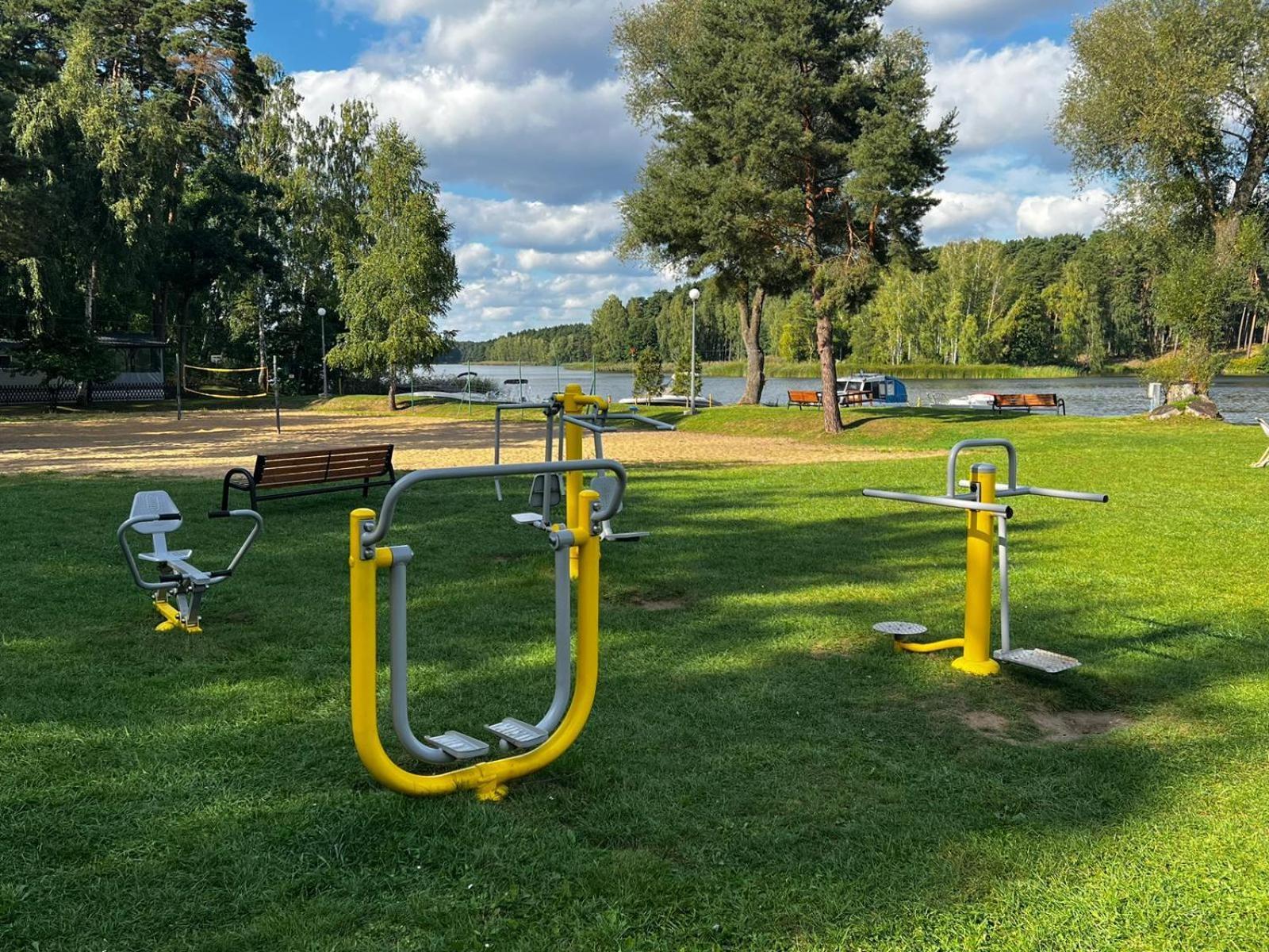 Osrodek Wypoczynkowy "Julia" W Samociazku Hotel Samociążek Bagian luar foto