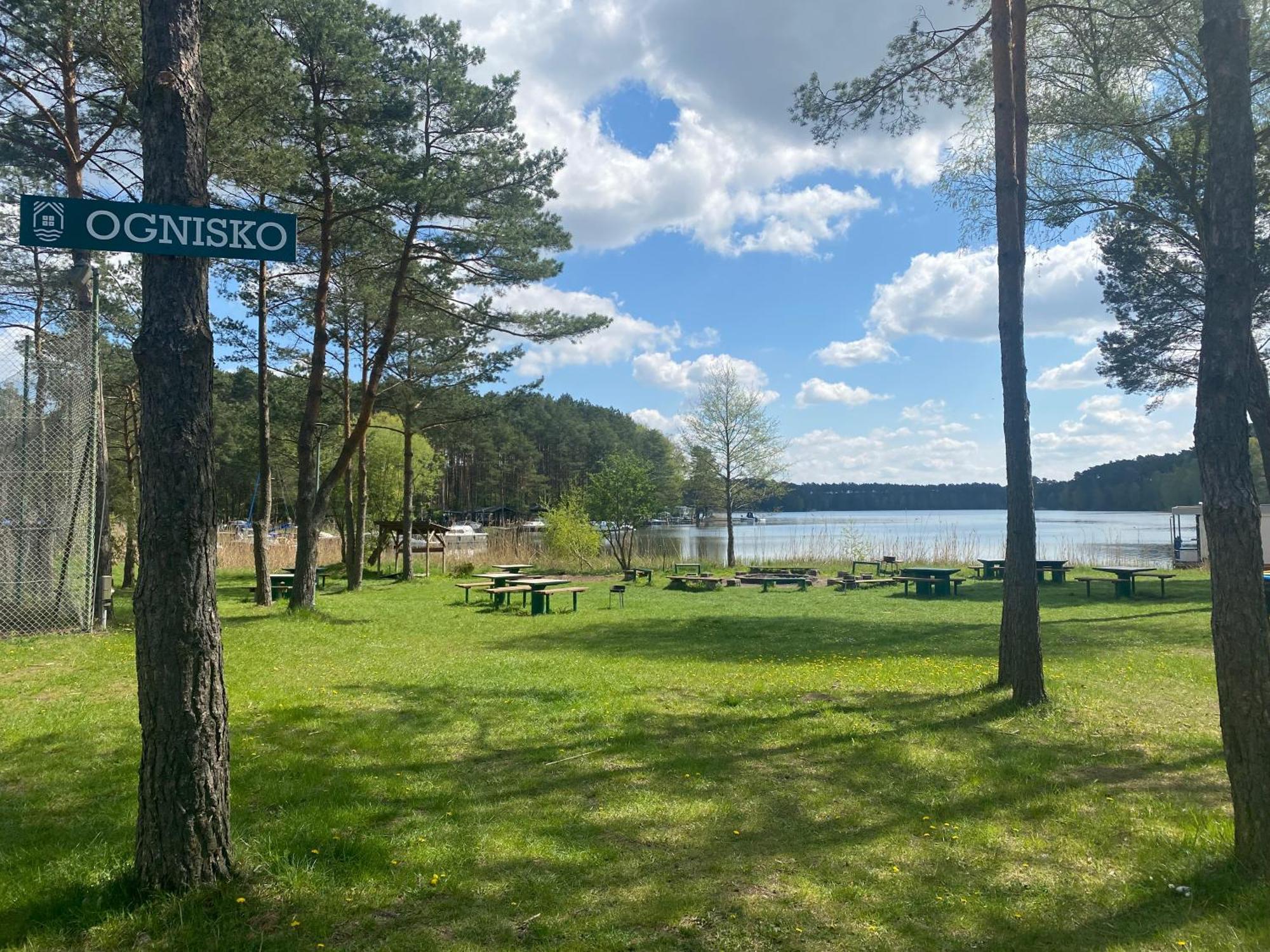 Osrodek Wypoczynkowy "Julia" W Samociazku Hotel Samociążek Bagian luar foto